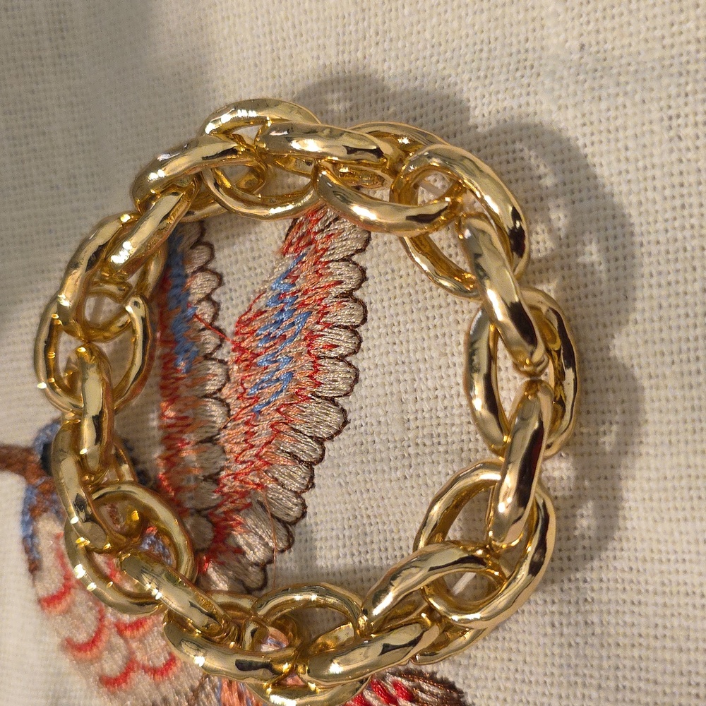NATASHA Gold and Pearl Bracelet Set - Picture 3 of 6